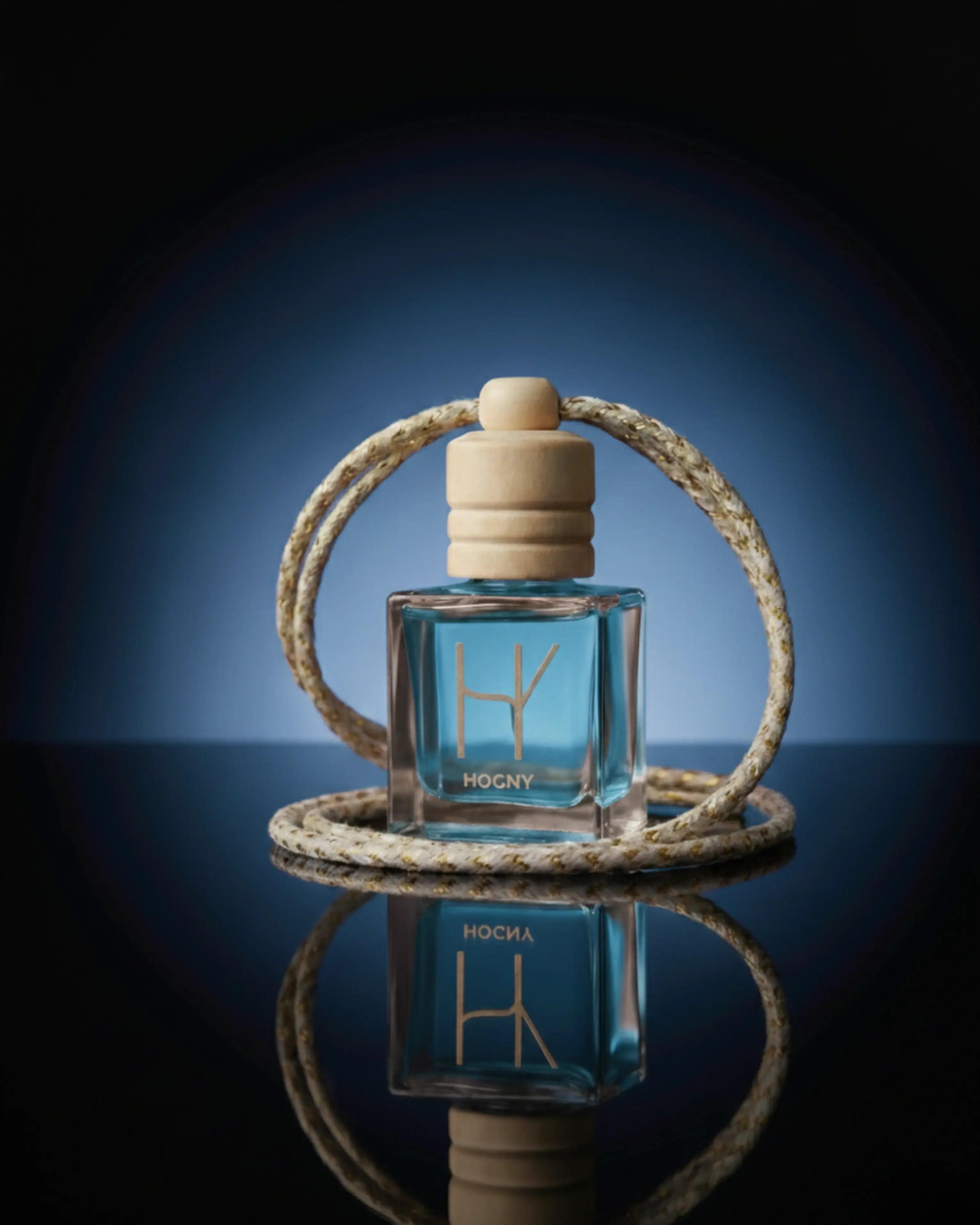Ceilo Blue Breeze hanging car perfume diffuser 10ml with luxury glass bottle